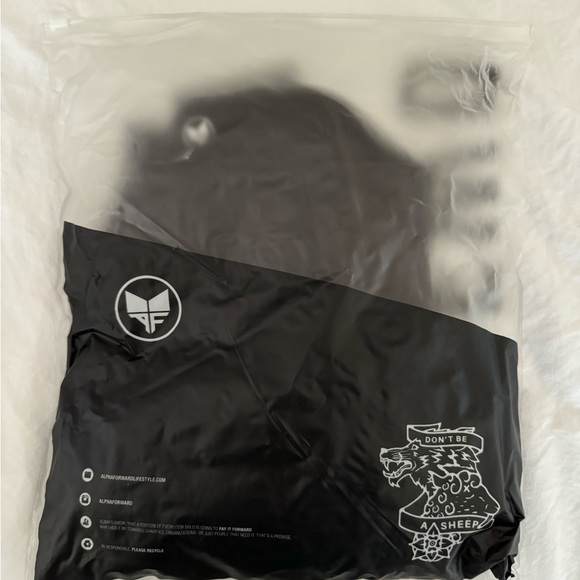 Alpha Forward Women’s Tech Leggings NWT Black (M) - Picture 5 of 11